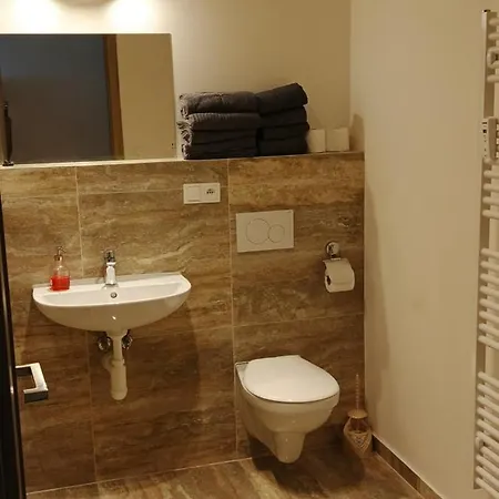 Brand New Two #23 With Free Parking In The Center * Praga