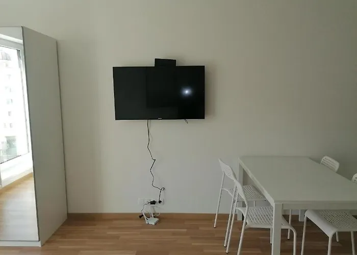 Brand New Two #23 With Free Parking In The Center * Praha
